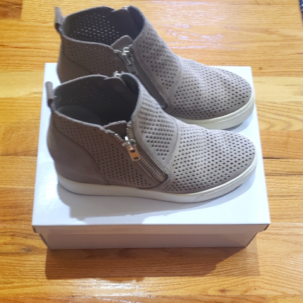 Steve Madden Wedge Sneaker 8.5